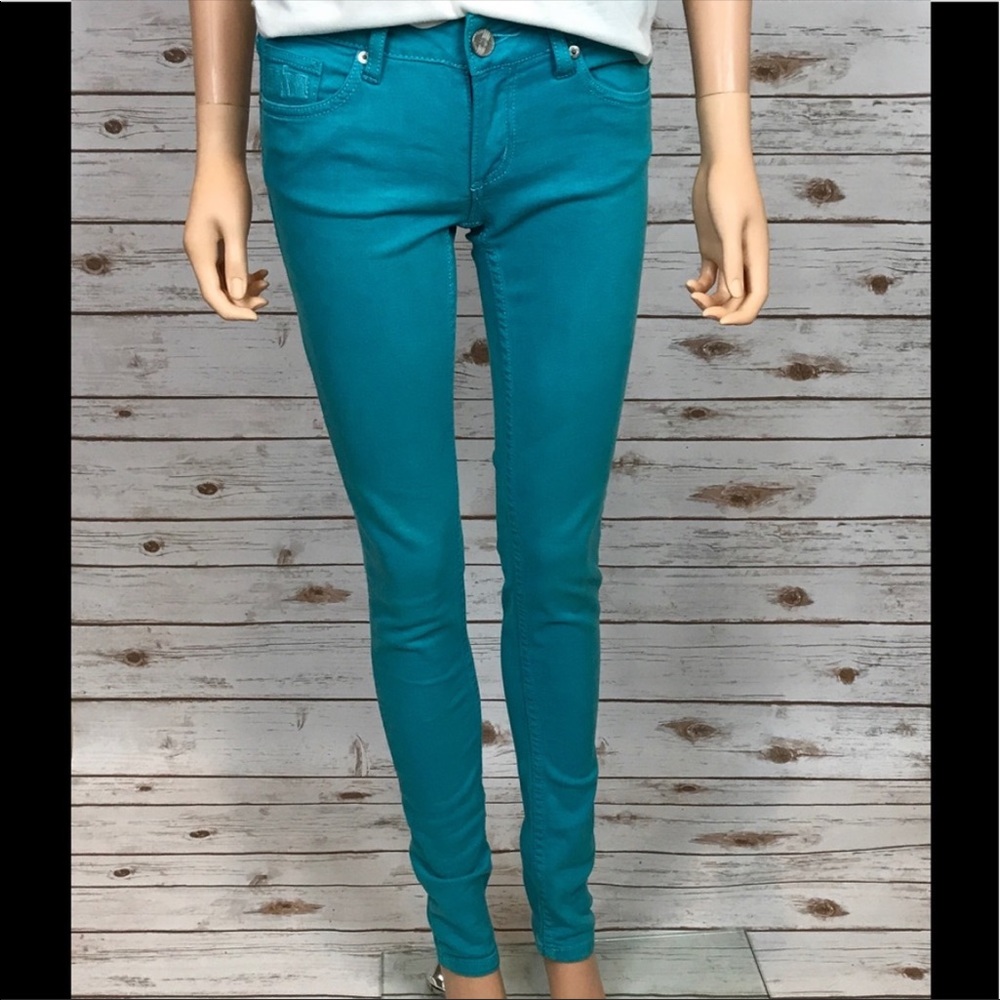 Bright Blue DBlue Skinny Jeans